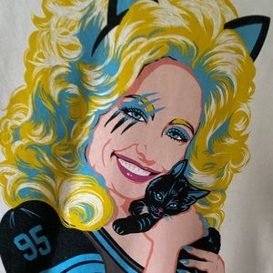 Girl Tribe Dolly Parton NWT Medium